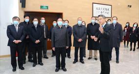 中共中央政治局委员、中国法学会会长王晨来北京大学调研